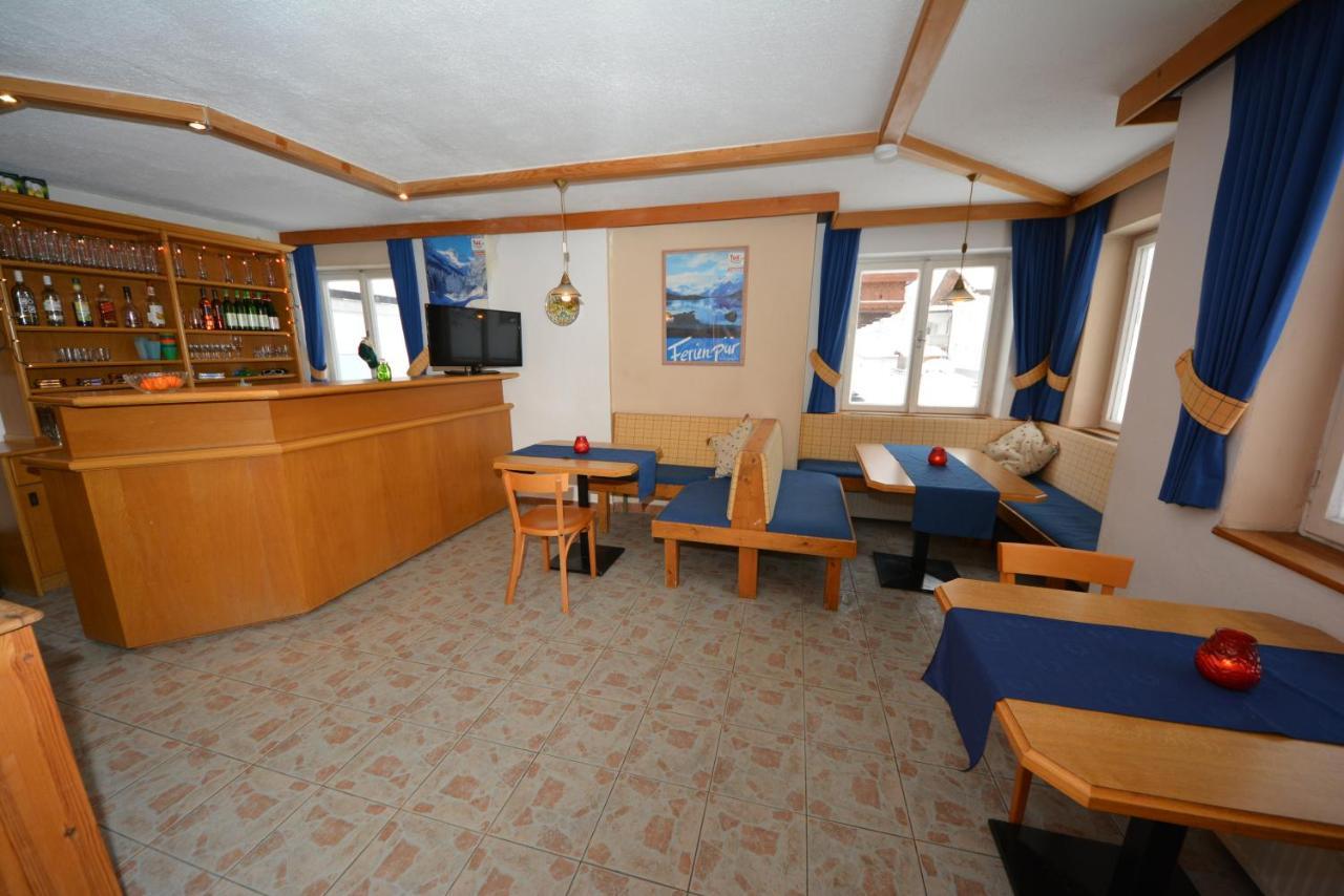 Haus Irmgard By Chatel Reizen Tux Room photo