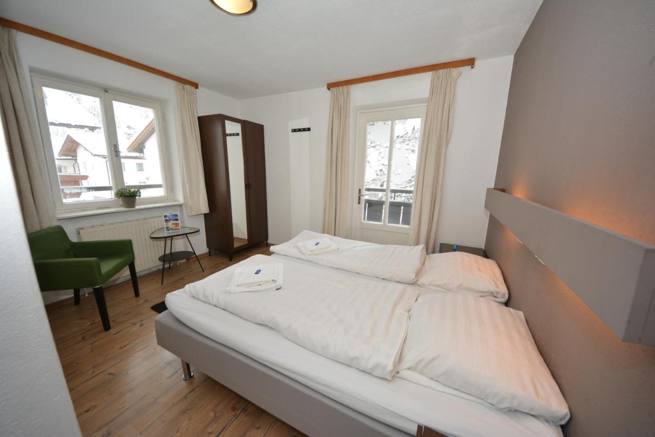 Haus Irmgard By Chatel Reizen Tux Room photo